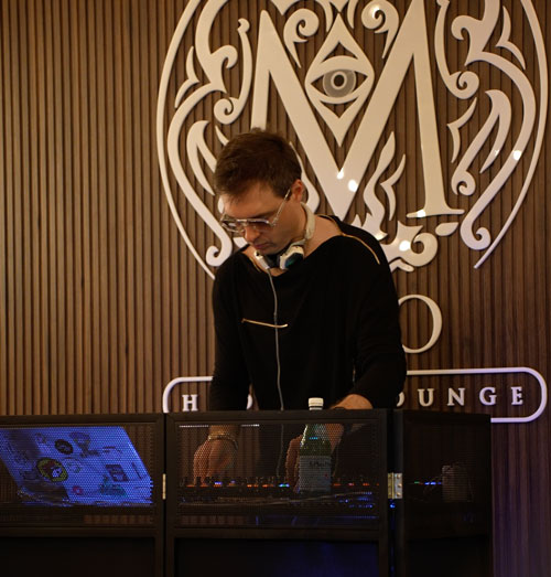 dj